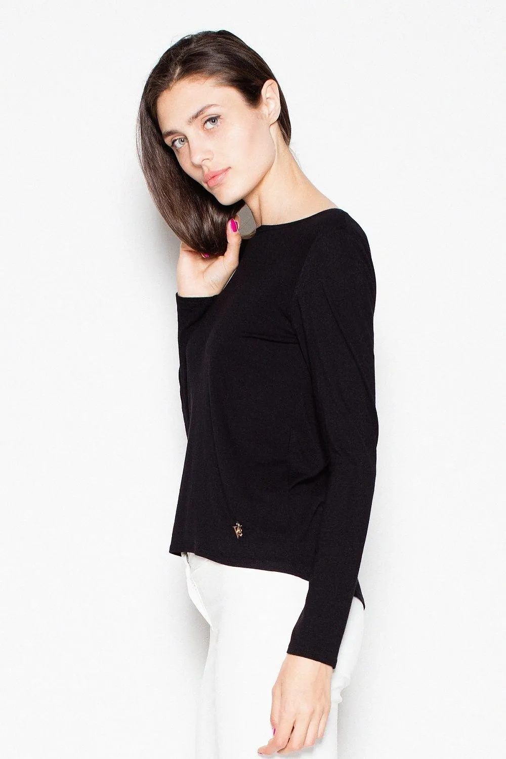 Chic Backless Blouse with Suede Bow Accent
