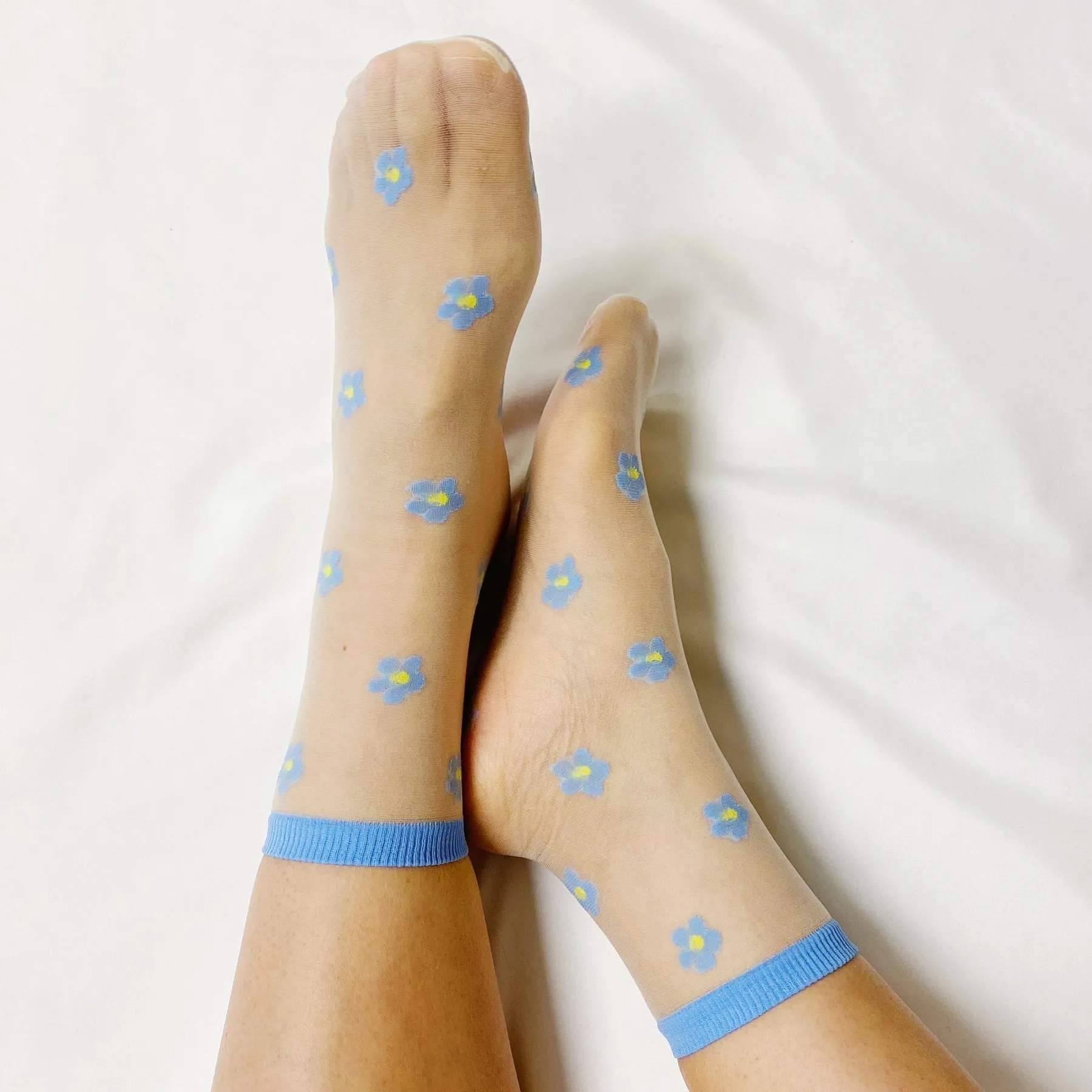 Chic Floral Pattern Sheer Lightweight Socks Set of 2