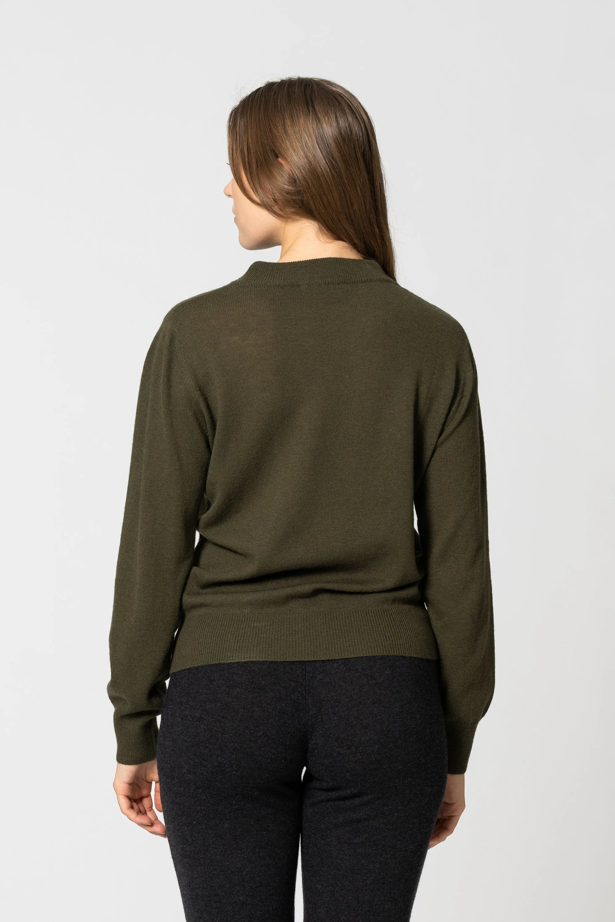 Dinadi Merino O-Neck Sweater - Olive Green