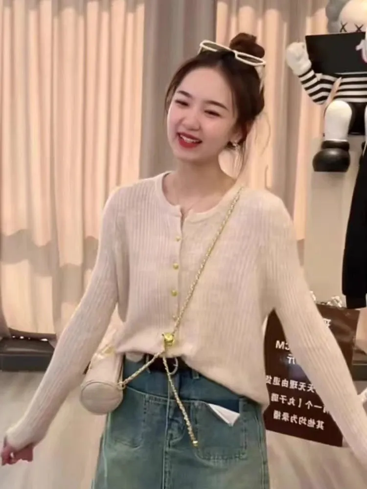Luxe Gray Wool Cardigan Soft Knit Sweater for Autumn and Winter