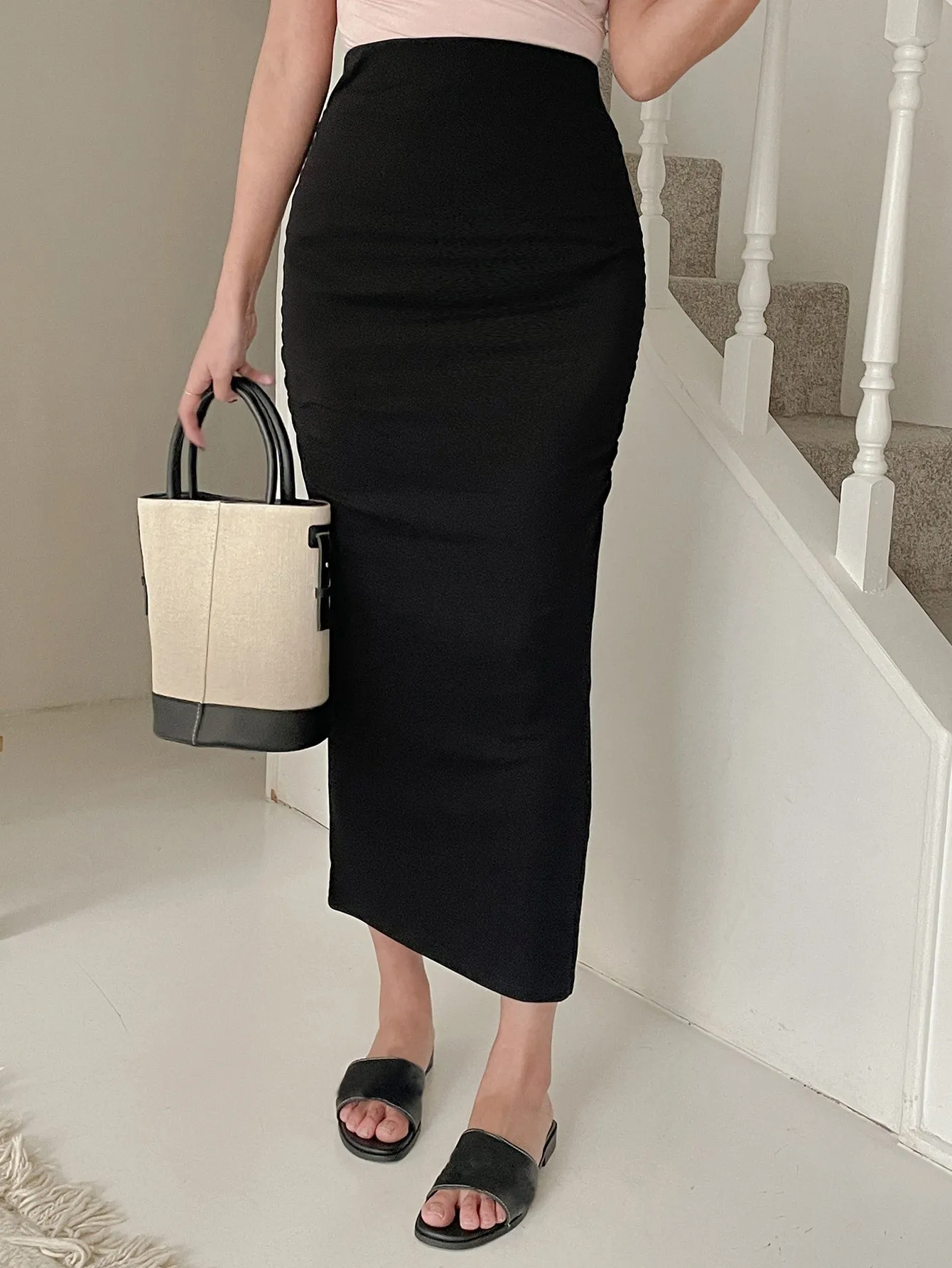 SHEIN DAZY Solid Ruched Split Side Skirt